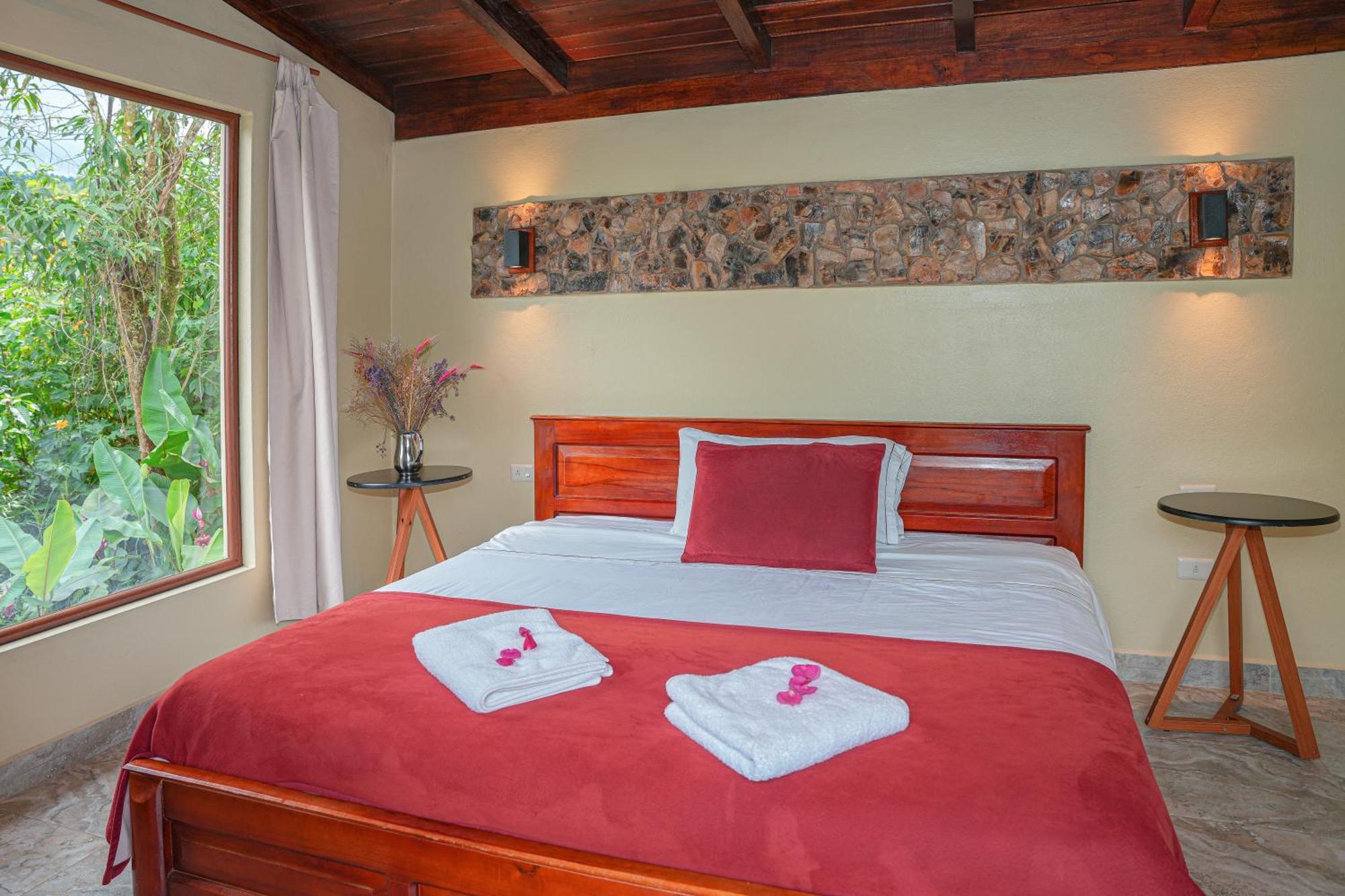 Coffee Lodge Cristal Glamping & Spa Mindo Exterior photo